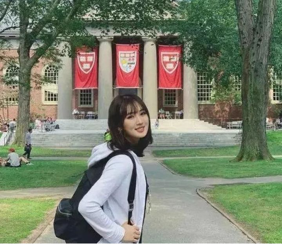 出道的姚安娜和归来的孟晚舟：“华为公主”的两种人生