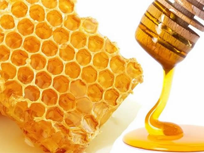 一箱蜜蜂一年能产多少蜂胶?