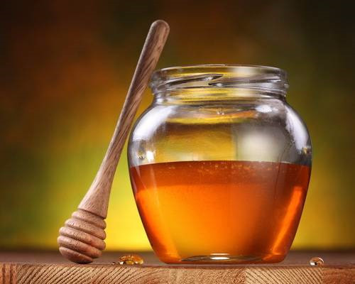 蜂蜜泡茶叶的功效和好处坏处（蜂蜜泡茶叶的功效和制作过程）