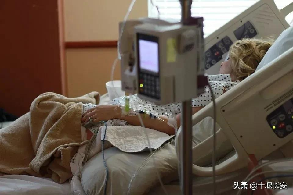 读心 | 人到中年，最高级的“炫富”，是拥有这三样东西