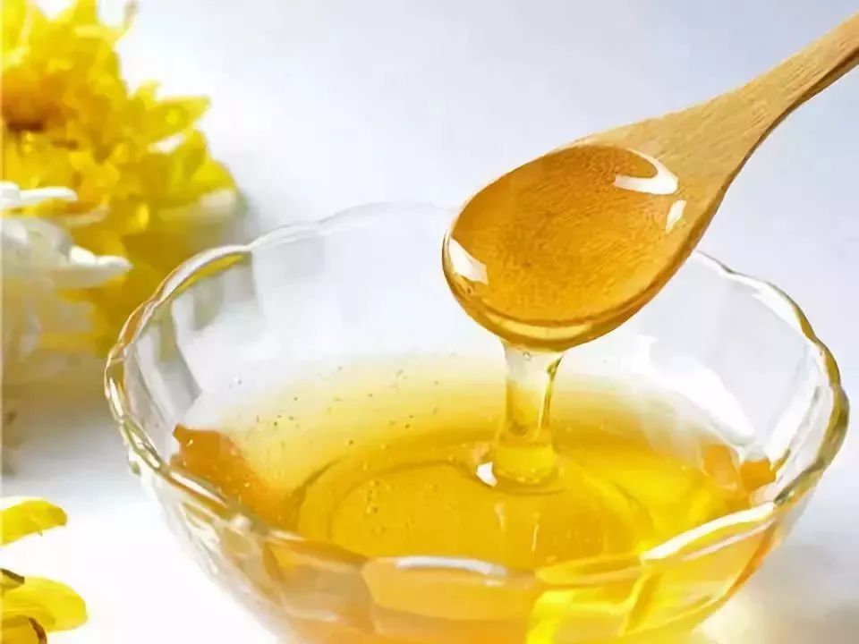 感冒嗓子痛能喝柑橘蜜吗（感冒嗓子疼可以喝蜂蜜水吗）