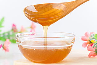 油菜蜜适合哪个季节吃（什么时候的油菜花蜂蜜最好）