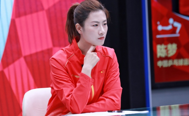 丁宁正式宣布退役，入学成为北大研究生，却引发众人热议