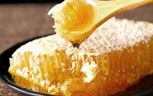 蜂巢蜜是怎么造假的（假蜂巢蜜怎么制作的）