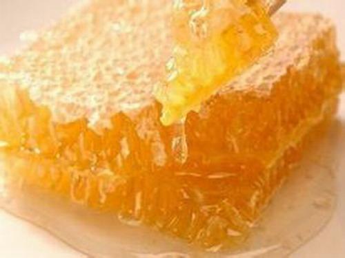 蜂巢蜜冷冻还是冷藏（蜂巢蜜怎么保存和食用）