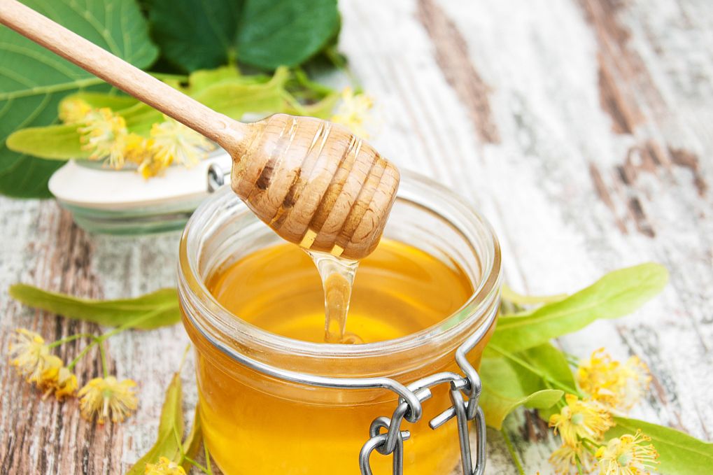 槐花蜜和椴树蜜哪个好（槐花蜜和椴树蜜的功效与作用）