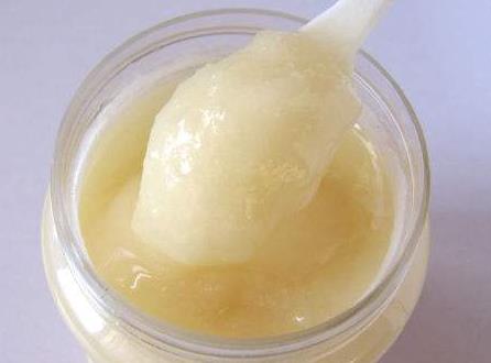 男性喝龙眼蜜还是荔枝蜜好（龙眼蜜和荔枝蜜的功效）