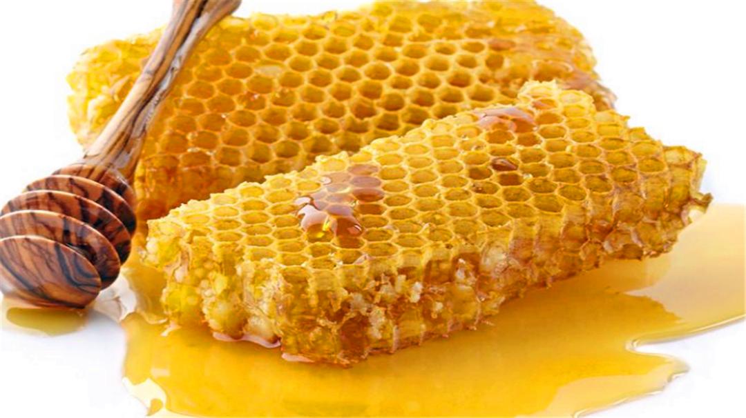 老蜂巢蜜是什么味道（蜂巢蜜的口感）