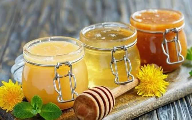 蜂蜜的正确吃法和注意事项