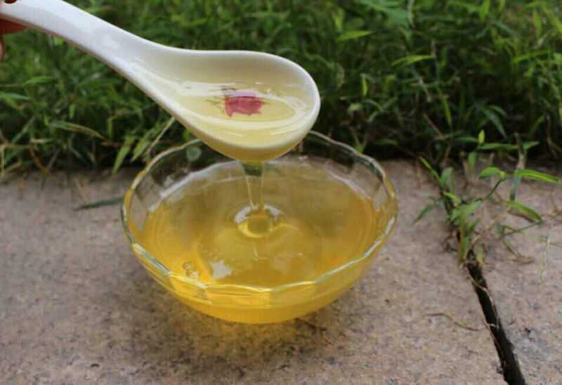 百花蜜和荔枝蜜哪个对便秘好（蜂蜜通便的食用方法）