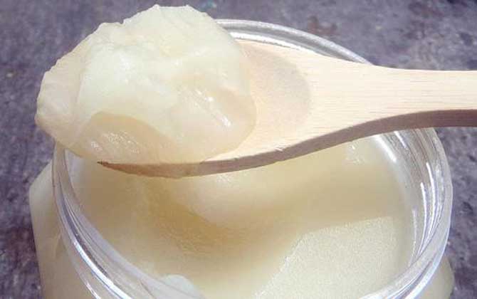 油菜蜜好还是山花蜜好（油菜蜜和山花蜜的对比）