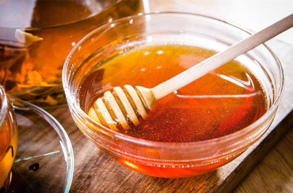 麦卢卡蜂蜜有哪些功效（新西兰麦卢卡蜂蜜，对消化道胃炎、胃溃疡的治疗保养作用）